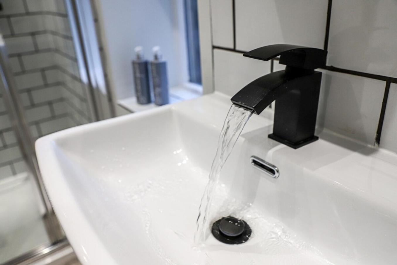 New- Modern 2Br Apt Wifi Sleep5 City Centre Sheffield Extérieur photo